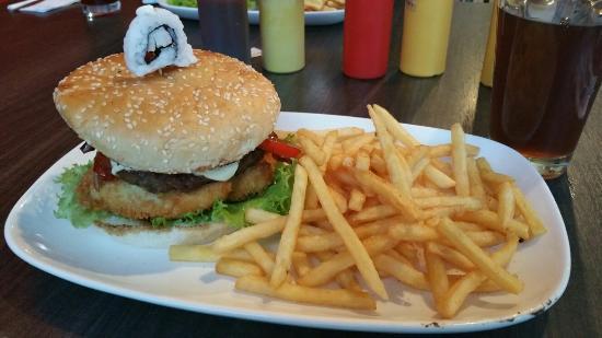 Cowfish Burgers & Sushi